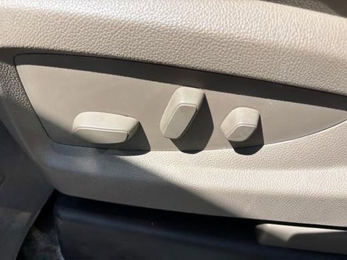 Used 2016 GMC Sierra 1500 SLT w/ SLT Premium Package AWD/4WD image 19