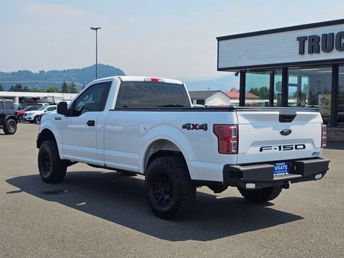 Used 2018 Ford F150 XL w/ Equipment Group 101A Mid AWD/4WD image 9