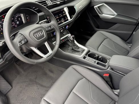 New 2025 Audi Q3 2.0T Premium image 7