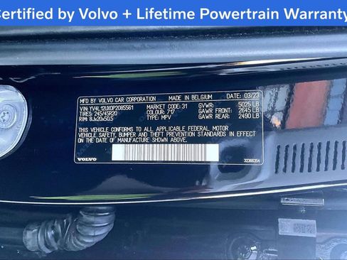 Certified 2023 Volvo XC40 B5 Ultimate w/ Protection Package Premier image 45