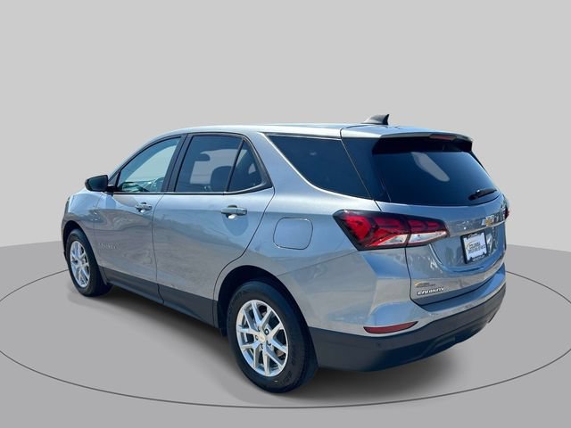 Used 2024 Chevrolet Equinox LS w/ LS Convenience Package FWD image 32
