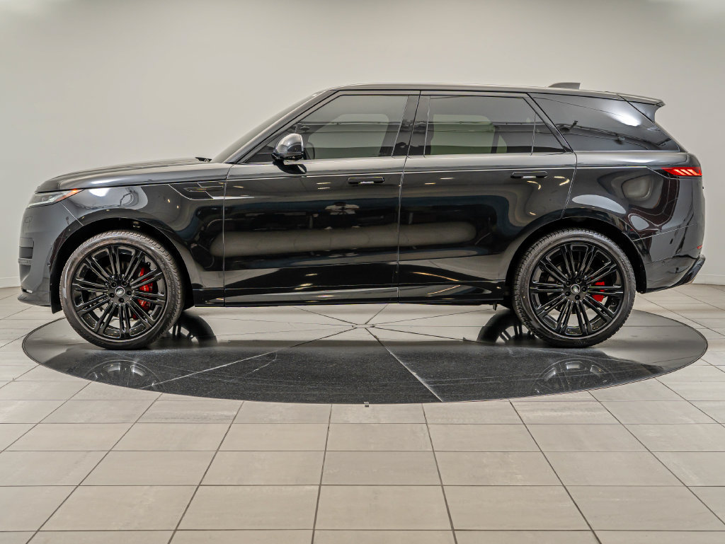 Used 2024 Land Rover Range Rover Sport Dynamic SE AWD/4WD image 5