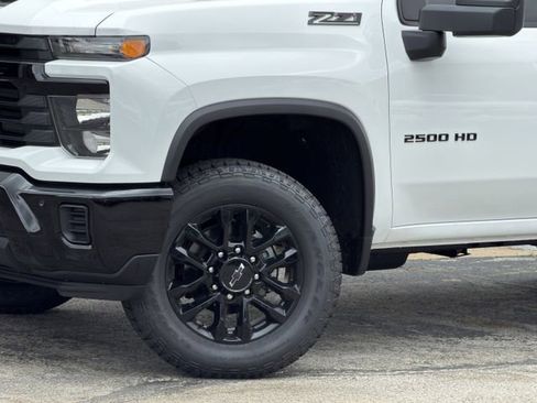 New 2026 Chevrolet Silverado 2500 Custom w/ Custom Value Package AWD/4WD image 8