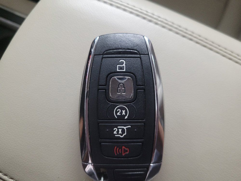 Used 2019 Lincoln MKC Premiere FWD image 32