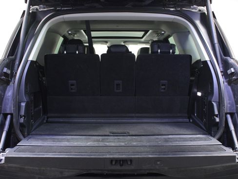 Used 2025 Lincoln Navigator Reserve AWD/4WD image 15