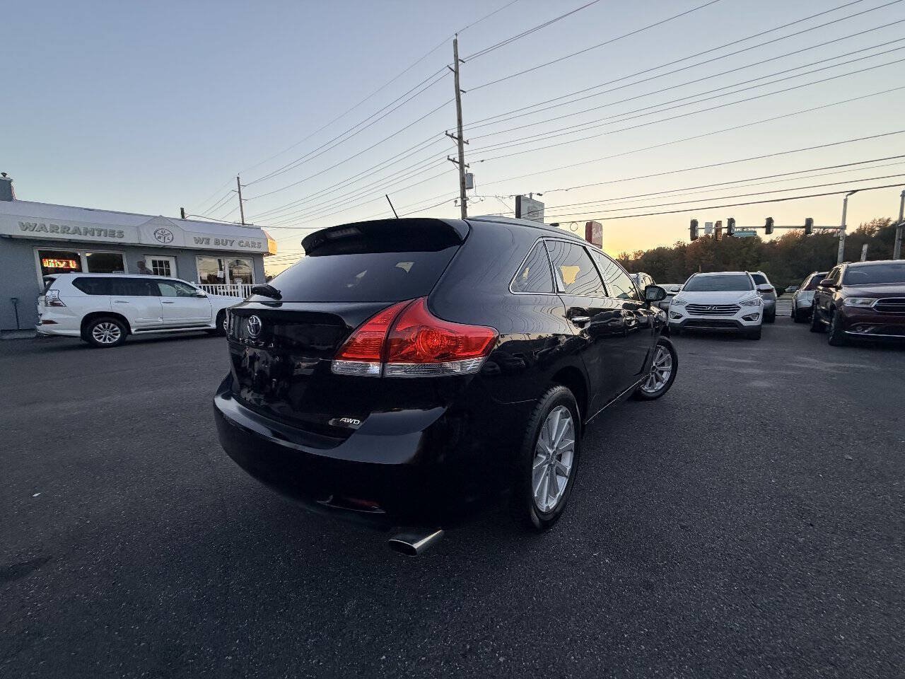 Used 2010 Toyota Venza AWD w/ Convenience Pkg image 18