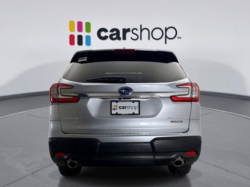 Used 2025 Subaru Ascent Touring w/ Popular Package #1 AWD/4WD image 4