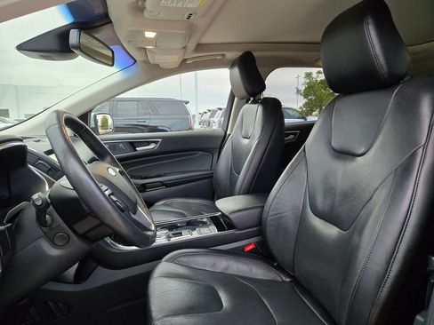 Used 2020 Ford Edge Titanium w/ Equipment Group 301A image 28