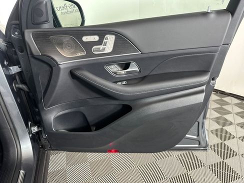 Certified 2025 Mercedes-Benz GLE 450 4MATIC image 15