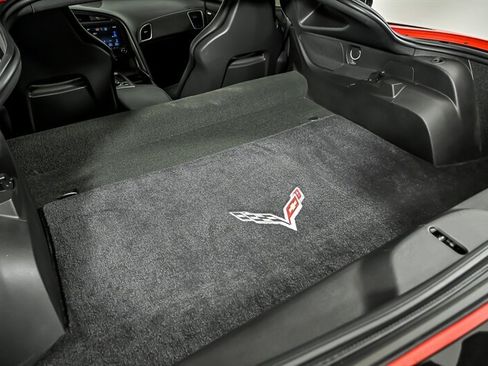 Used 2015 Chevrolet Corvette Stingray Coupe RWD image 11