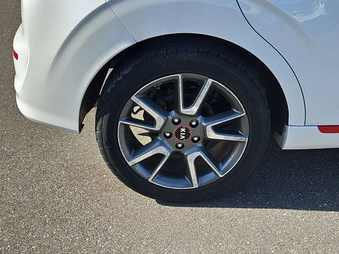 Used 2020 Kia Soul GT-Line w/ GT 2.0L Power Sunroof Package FWD image 5