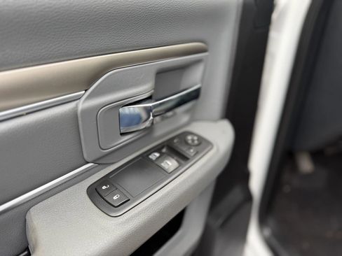 Used 2017 RAM 3500 Tradesman w/ Chrome Appearance Group image 19