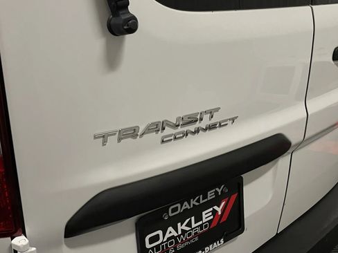 Used 2016 Ford Transit Connect XLT image 14