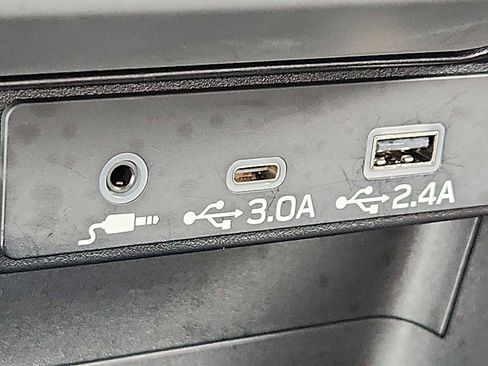 Used 2024 Subaru Crosstrek 2.5i Limited image 24