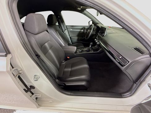 Used 2024 Honda Civic Sport image 29