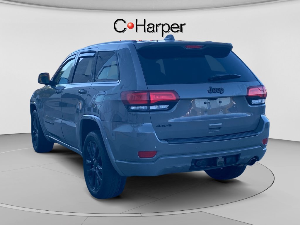 Used 2021 Jeep Grand Cherokee Laredo X AWD/4WD image 5