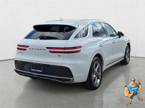 Used 2026 Genesis GV70 2.5T image 5