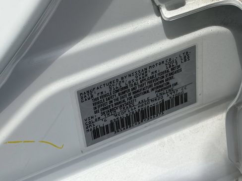 Used 2024 Nissan Sentra SV FWD image 13