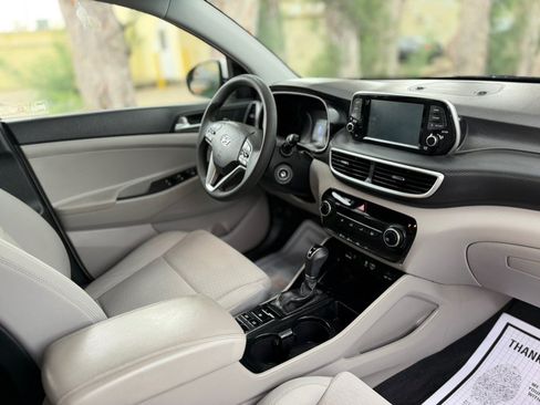 Used 2019 Hyundai Tucson SE FWD image 25