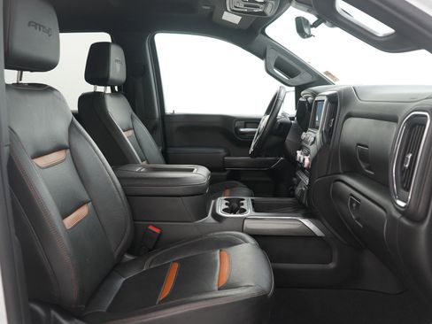 Used 2021 GMC Sierra 1500 AT4 w/ AT4 Premium Package image 11