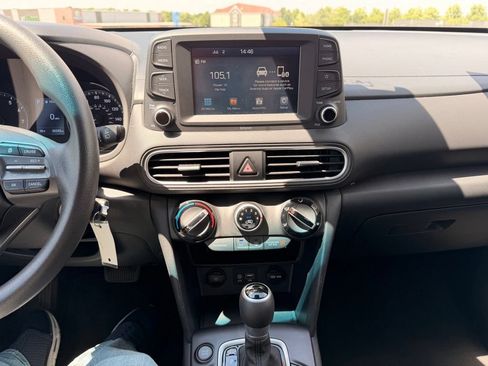 Used 2019 Hyundai Kona SE FWD image 22