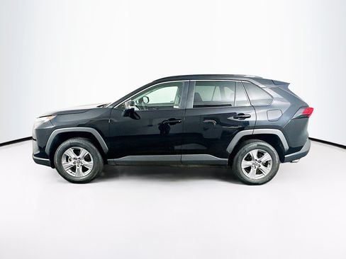 Used 2025 Toyota RAV4 XLE FWD image 4