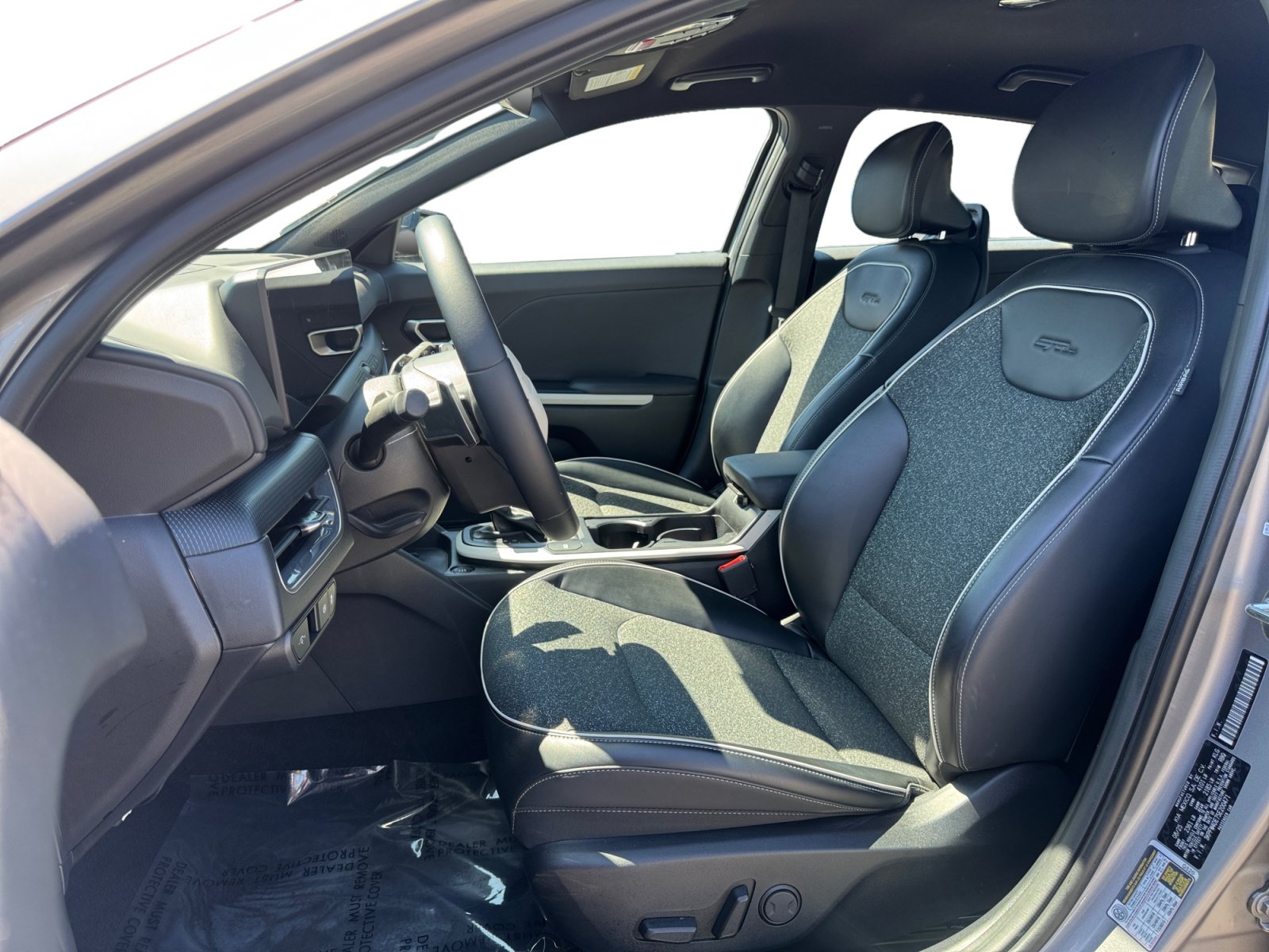 Used 2025 Kia K4 EX FWD image 9