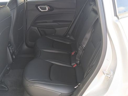 New 2026 Jeep Compass Limited AWD/4WD image 18