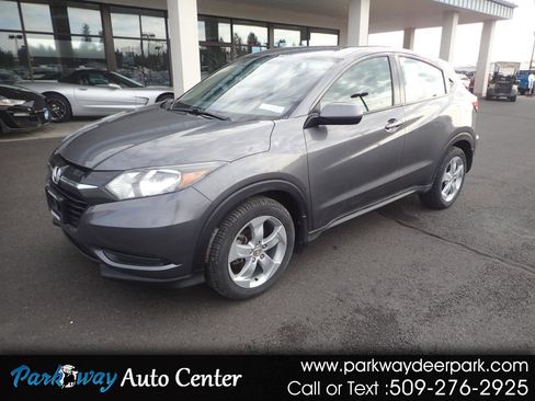 Used 2018 Honda HR-V LX image 1