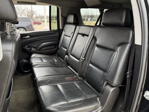 Used 2016 Chevrolet Suburban LT w/ Luxury Package image 30