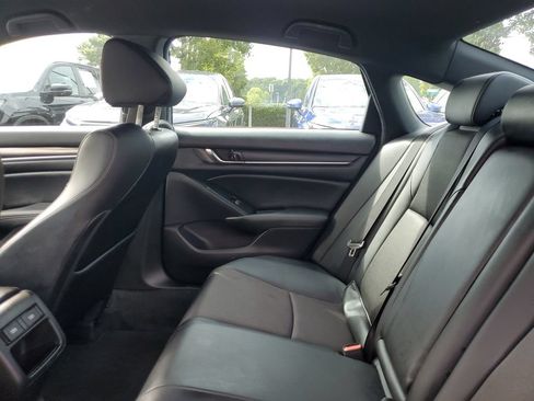 Used 2022 Honda Accord Sport image 10