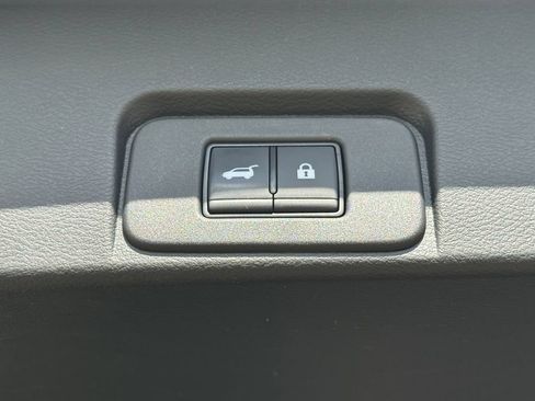 Used 2023 Nissan Rogue SL w/ SL Premium Package AWD/4WD image 8