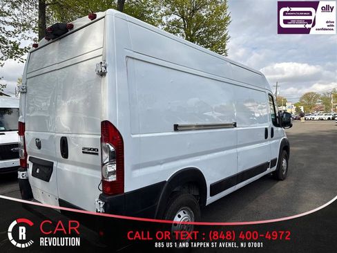 Used 2023 RAM ProMaster 2500 FWD image 3