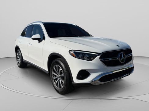 Used 2026 Mercedes-Benz GLC 300 4MATIC image 7