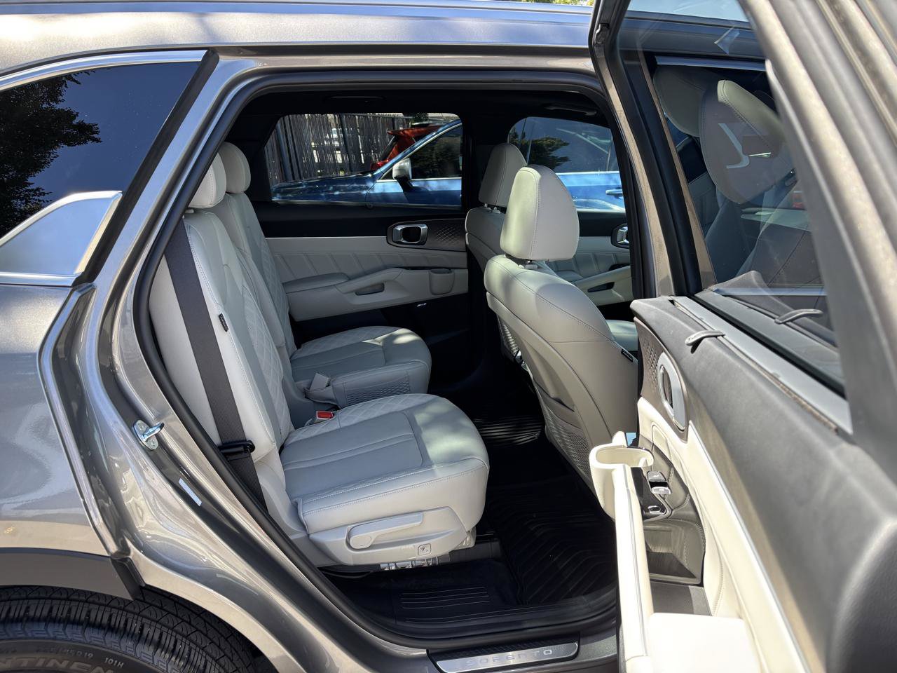 Used 2025 Kia Sorento SX Prestige AWD/4WD image 22