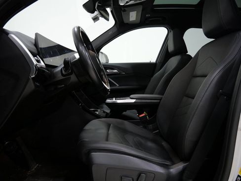 Used 2023 BMW X1 xDrive28i image 12