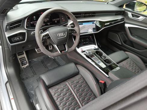 Used 2022 Audi RS 7 Sportback AWD/4WD image 12