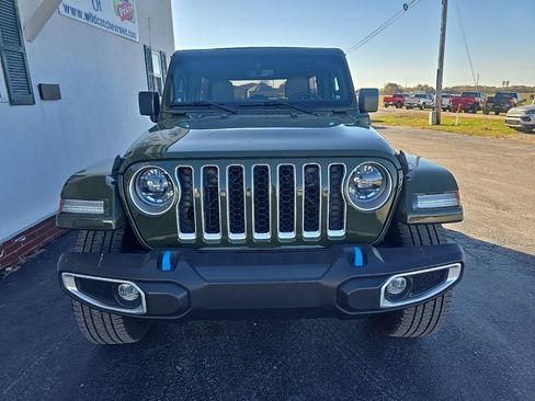 Used 2023 Jeep Wrangler Unlimited Sahara w/ Cold Weather Group image 10