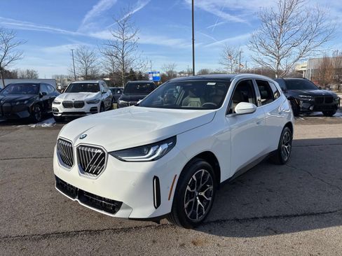 Used 2026 BMW X3 xDrive30i w/ Convenience Package AWD/4WD image 3