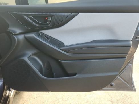 Used 2019 Subaru Crosstrek 2.0i Premium w/ Eyesight System AWD/4WD image 16