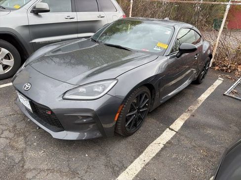 Used 2024 Toyota GR86 Premium image 1