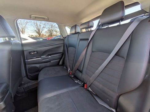 Used 2025 Mitsubishi Outlander Sport ES image 26