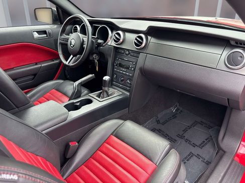 Used 2007 Ford Mustang Shelby GT500 RWD image 17