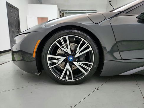 Used 2016 BMW i8 image 28