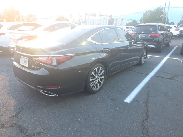 Used 2019 Lexus ES 350 w/ Premium Package FWD image 4