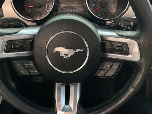 Used 2015 Ford Mustang Premium RWD image 41