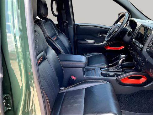 Used 2023 Nissan Frontier PRO-4X w/ Pro-4X Premium Package AWD/4WD image 10