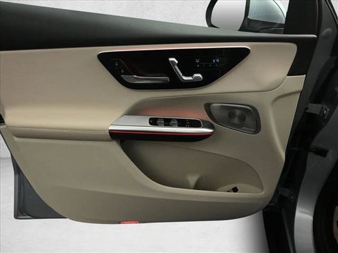 Certified 2026 Mercedes-Benz GLC 300 4MATIC image 19