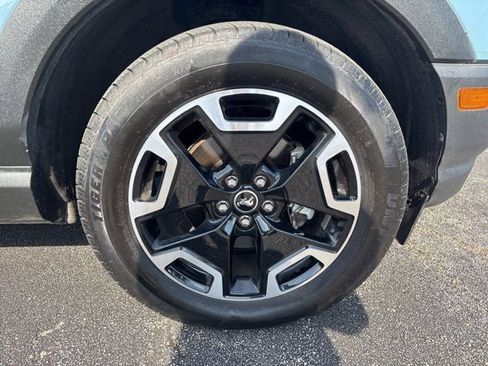 Used 2021 Ford Bronco Sport Outer Banks w/ Outer Banks Package AWD/4WD image 5