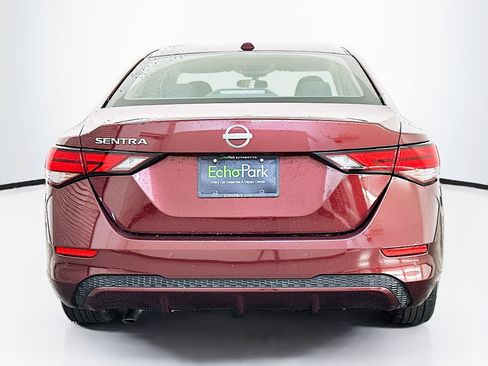 Used 2025 Nissan Sentra SV image 7